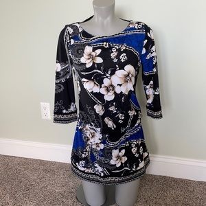 White House Black market ladies blouse